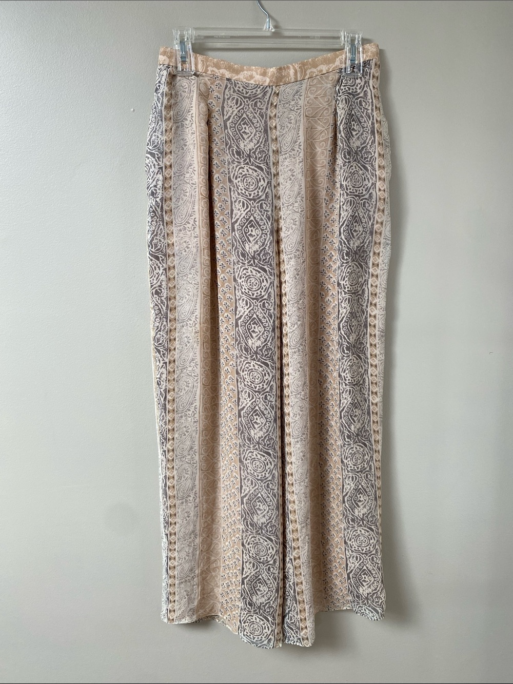 Carlisle Spirt Silk Beige and Gray Wide Leg Lined Silk Pants size 10